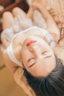英语班长让我桶她的小兔兔
